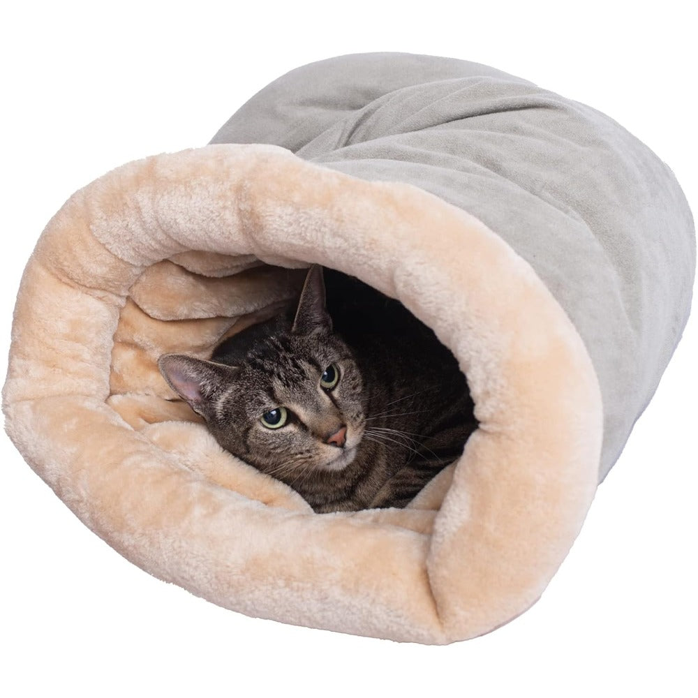 Retro Semi-Enclosed Cat Bed with Plush Interior and Durable Polyester